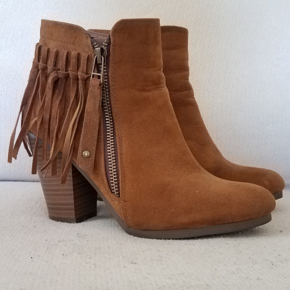 Breckelle's booties